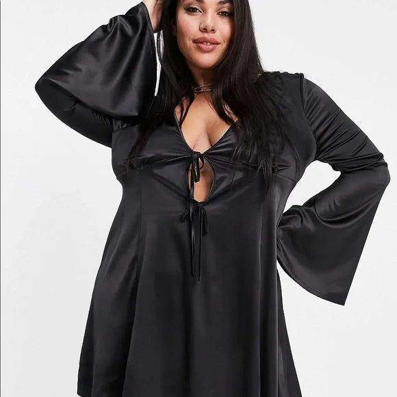 Black Baby Doll Dress - Picture 2 of 2